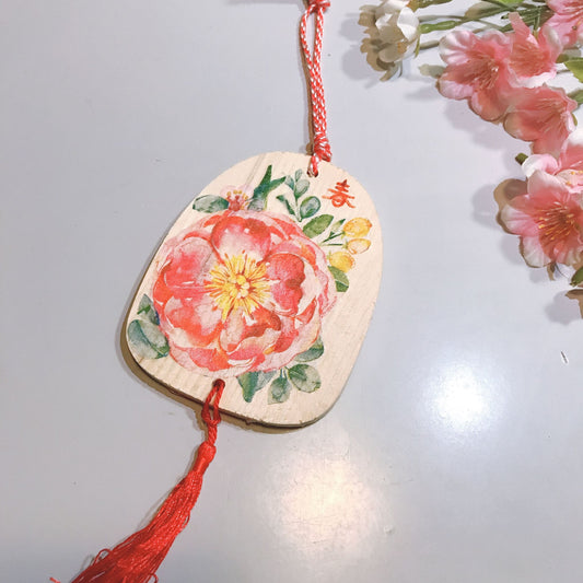 在喜氣洋洋的日子一起上手工班, 做新年手工新春吊牌, 做個充滿新春喜慶的作品帶回家中與家人共渡佳節。