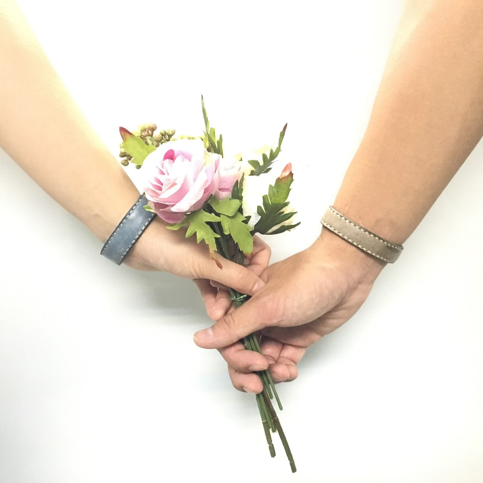 為摯愛創造美麗難忘的 情侶皮革手鈪手作, 無論是送給情人還是與情人一同製作, sweet住用雙手DIY只屬於你們的情人節手工